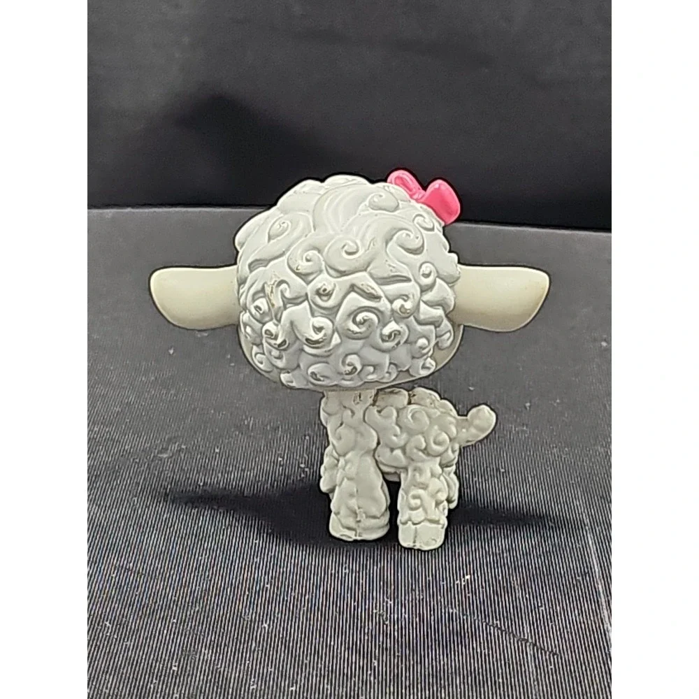 Littlest Pet Shop LPS Carrying Case Lamb #376 (Lamb Only)